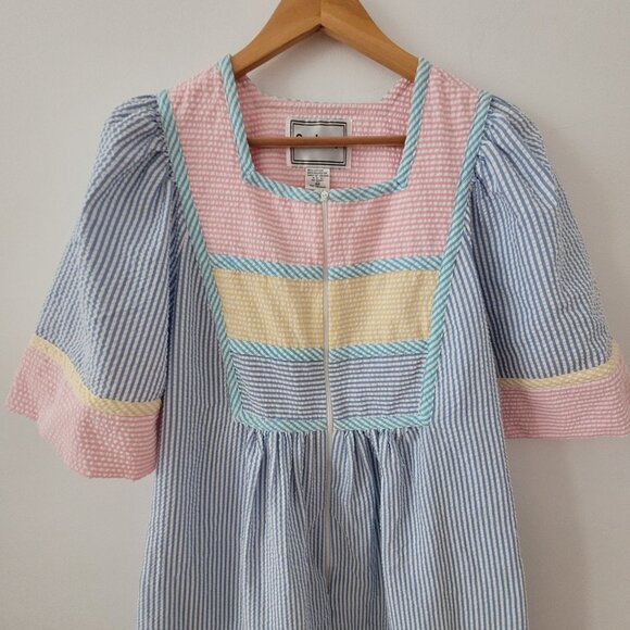 Vintage House Dress-Medium - Picture 2 of 5